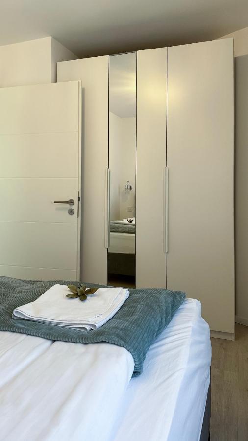 Linden Apartman 001 - Adults Only Mosonmagyaróvár Exteriör bild
