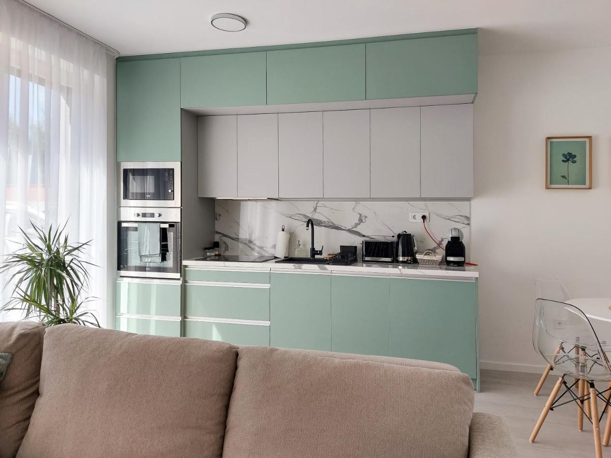 Linden Apartman 001 - Adults Only Mosonmagyaróvár Exteriör bild